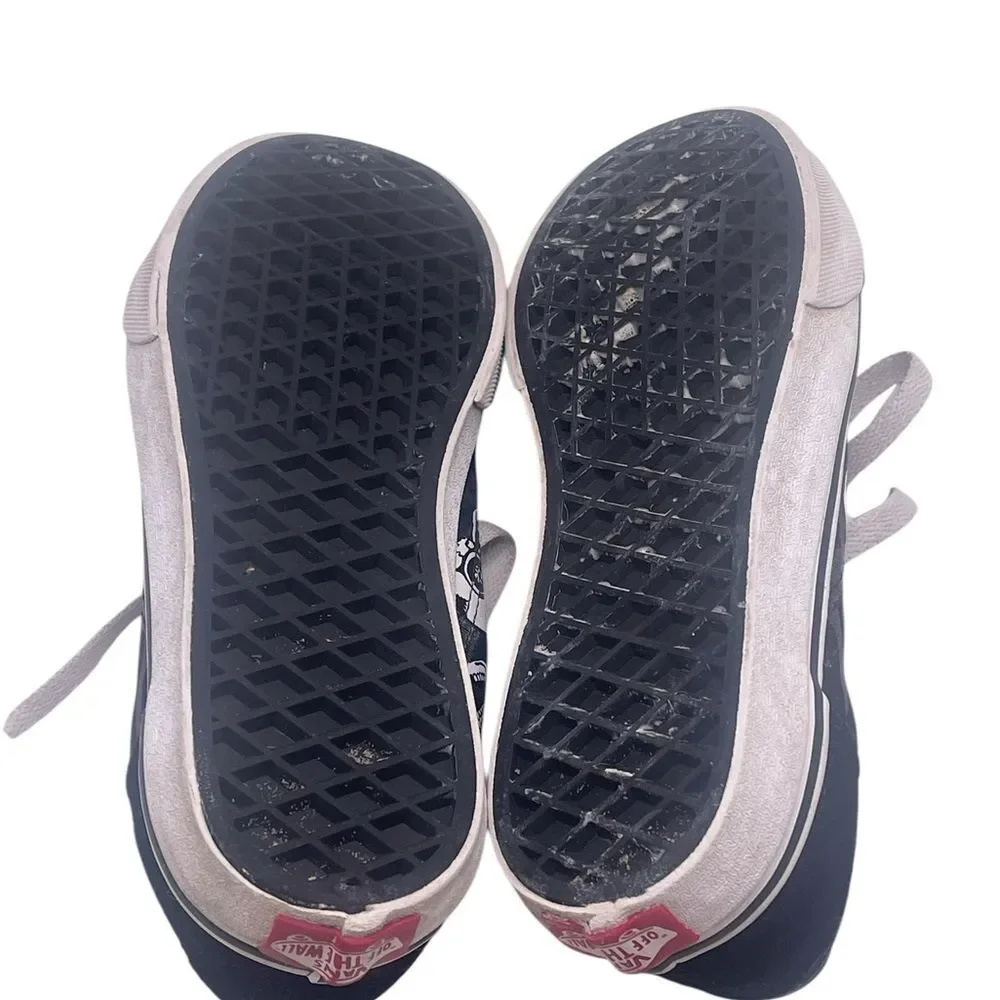 Boys Black Skeleton Low Top Vans Size 3